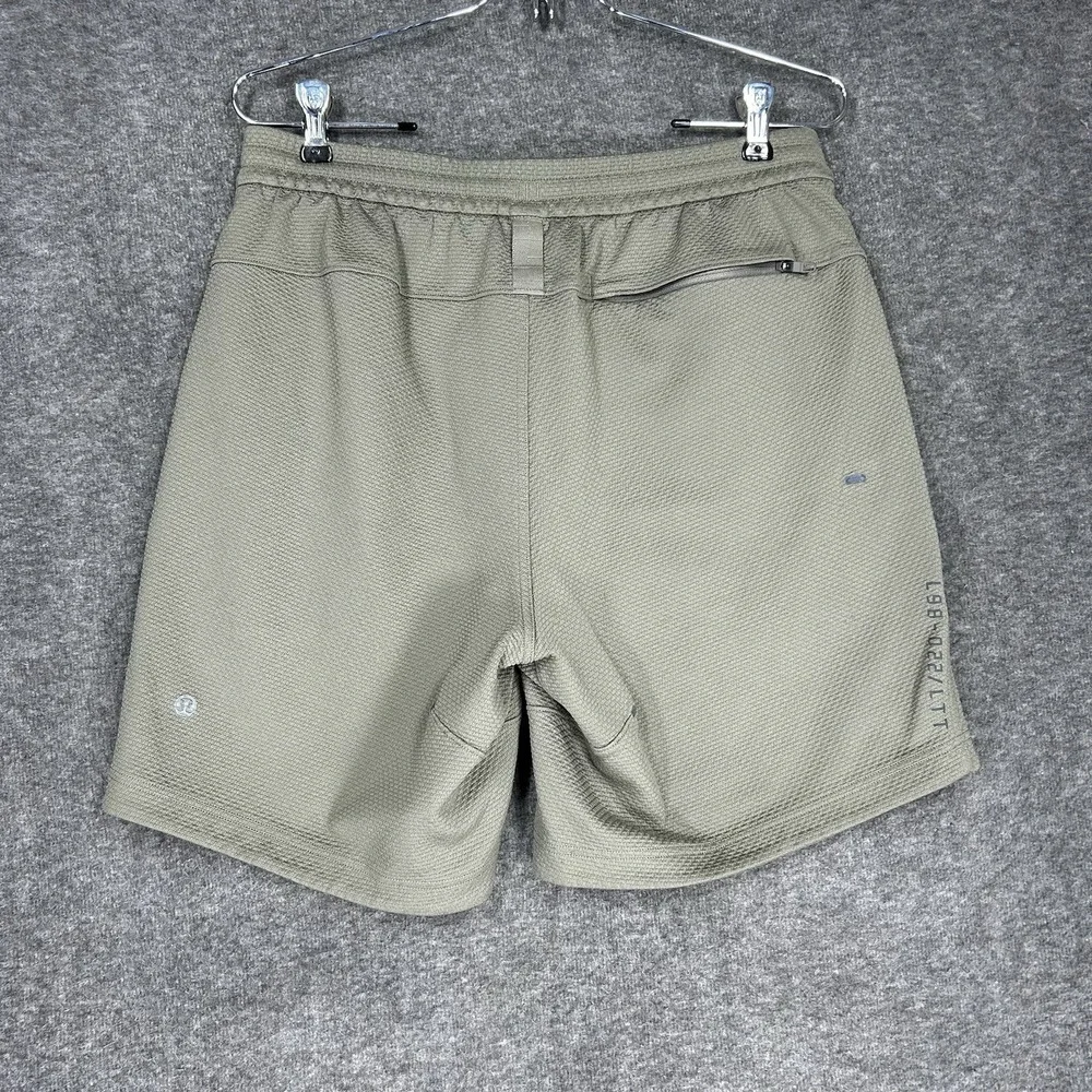 Lululemon Relaxed-Fit Training Short Mens M Green Woven Drawstring 8